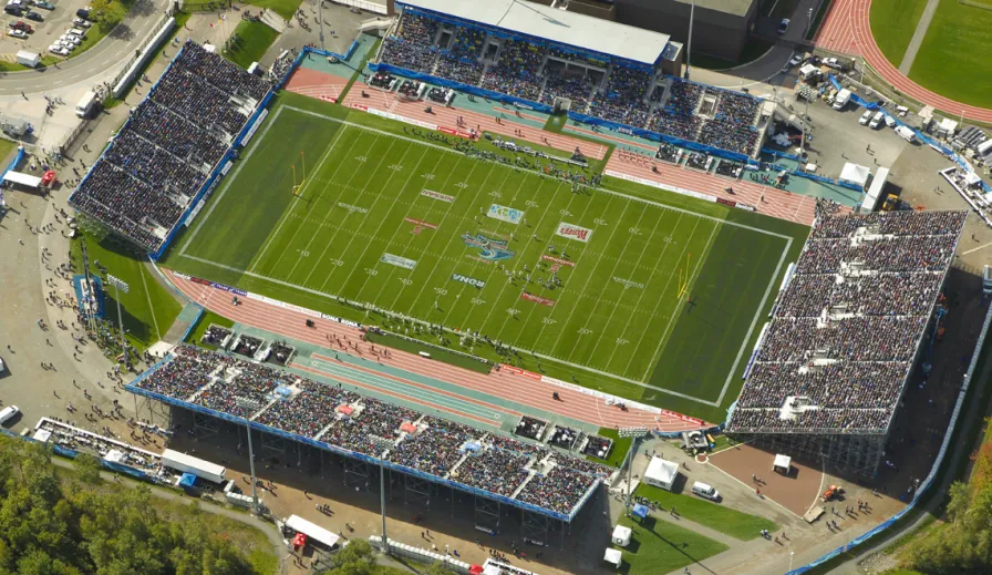 Moncton Stadium, Football
