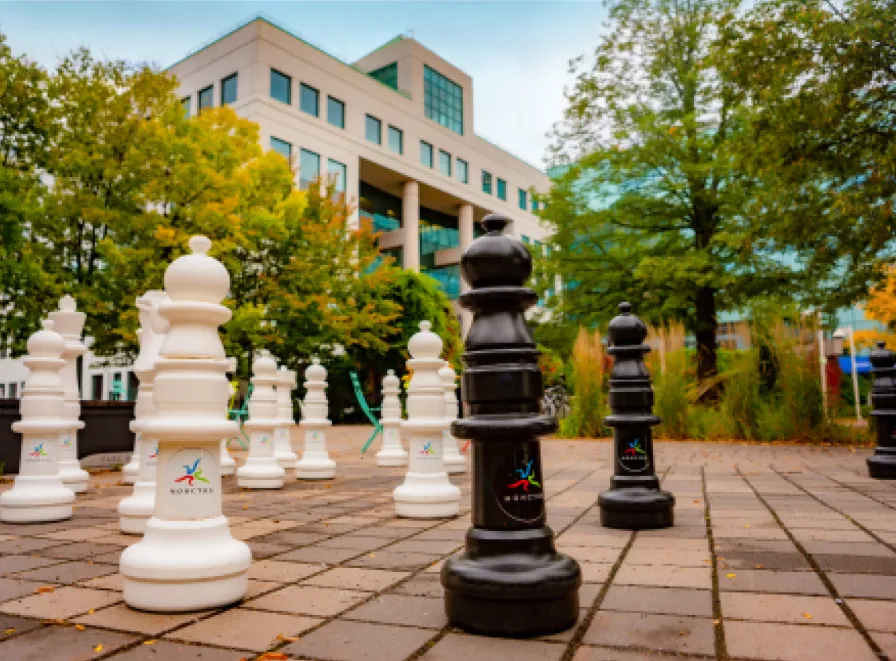 Chess set in Parc Gerald Leblanc